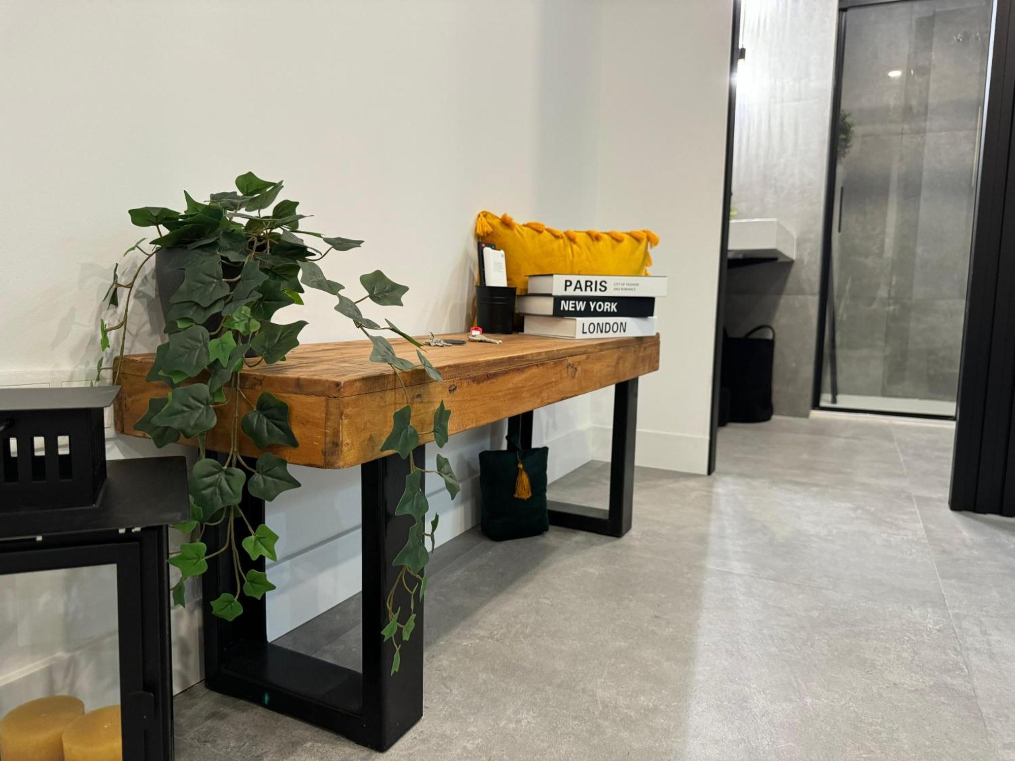 Apartamento Deluxe Lajuderia Con Parking Gratis Córdoba Exterior foto